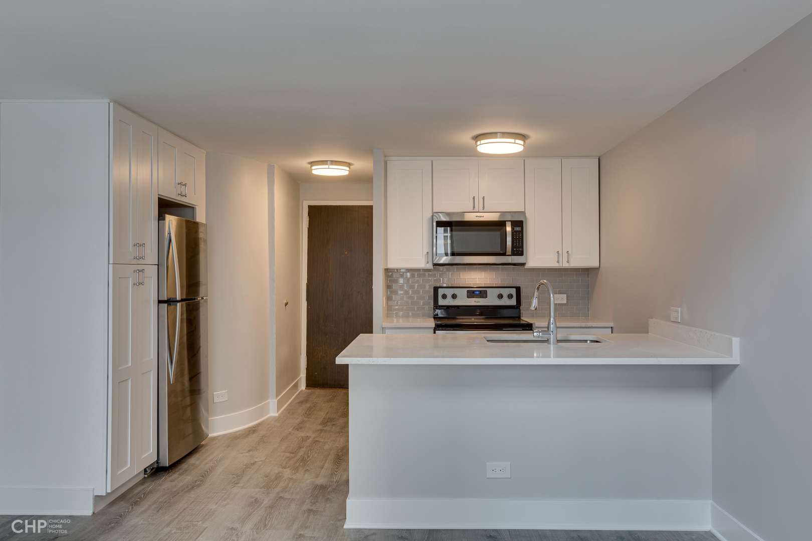 1221 N Dearborn Street Unit: 406N