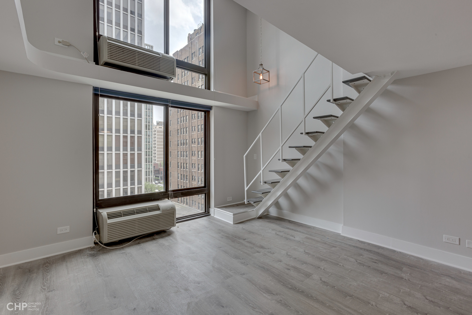 1221 N Dearborn Street Unit: 406N