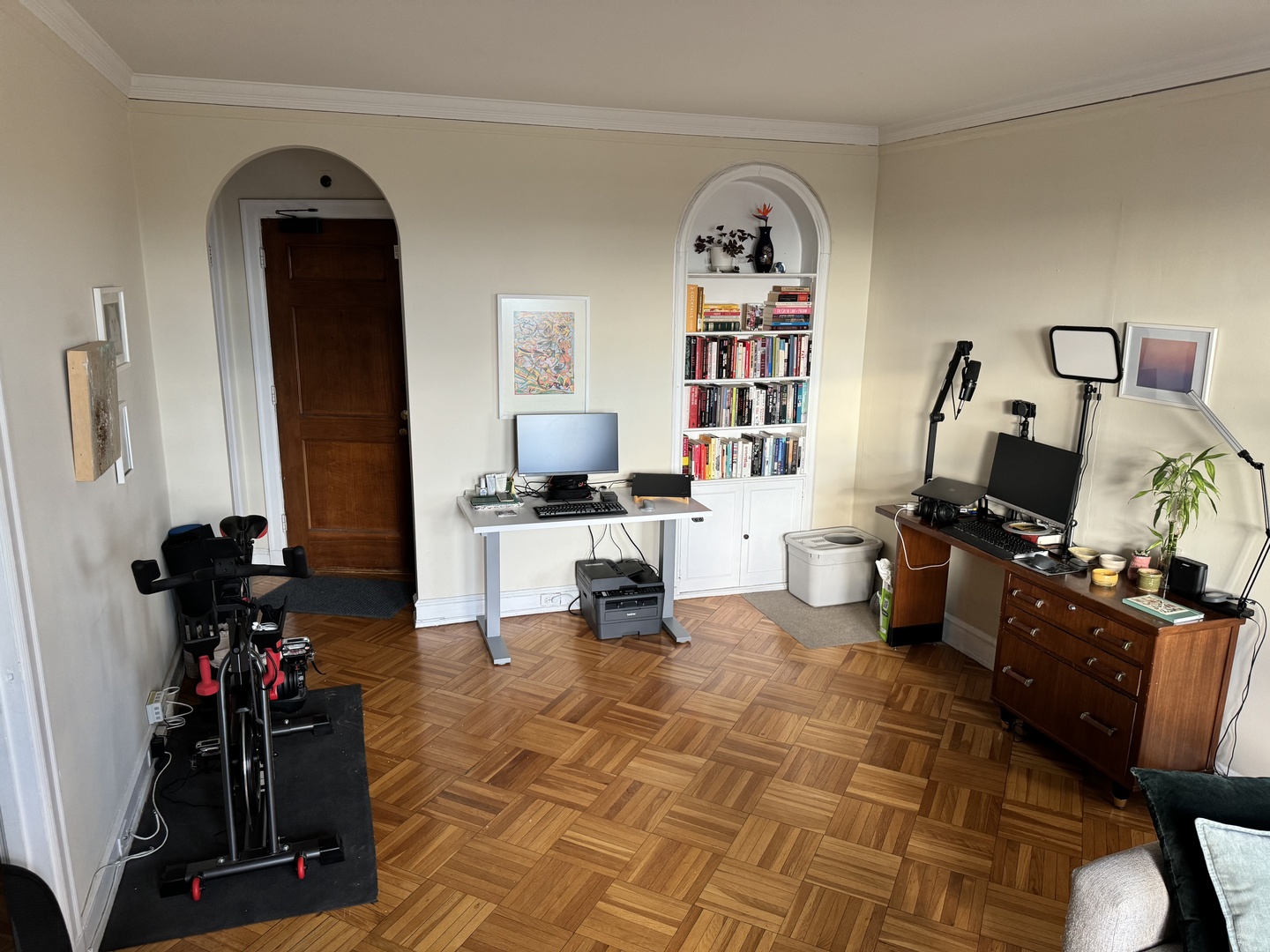 2000 N Lincoln Park West Avenue Unit: 804