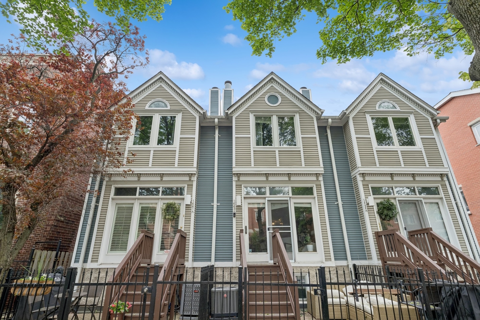 1443 W Wrightwood Avenue Unit: B