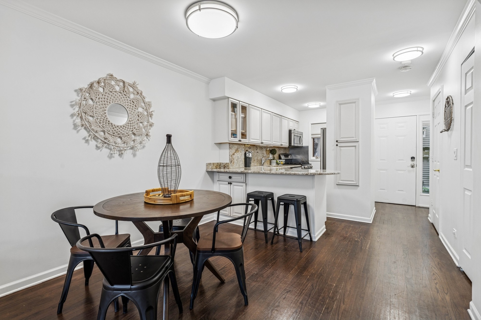 1443 W Wrightwood Avenue Unit: B