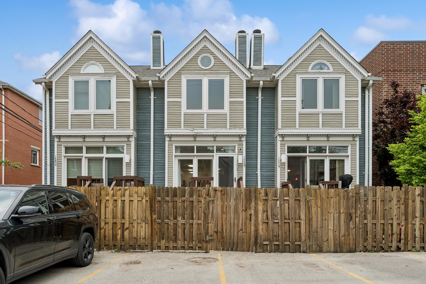 1443 W Wrightwood Avenue Unit: B