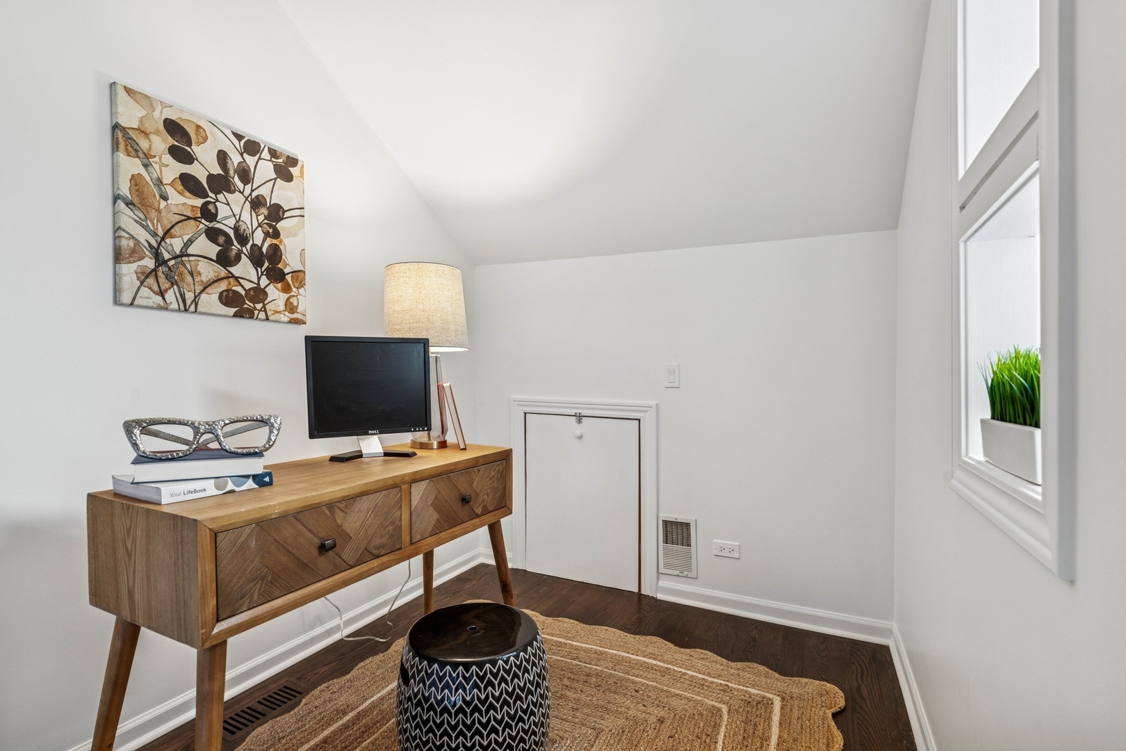 1443 W Wrightwood Avenue Unit: B