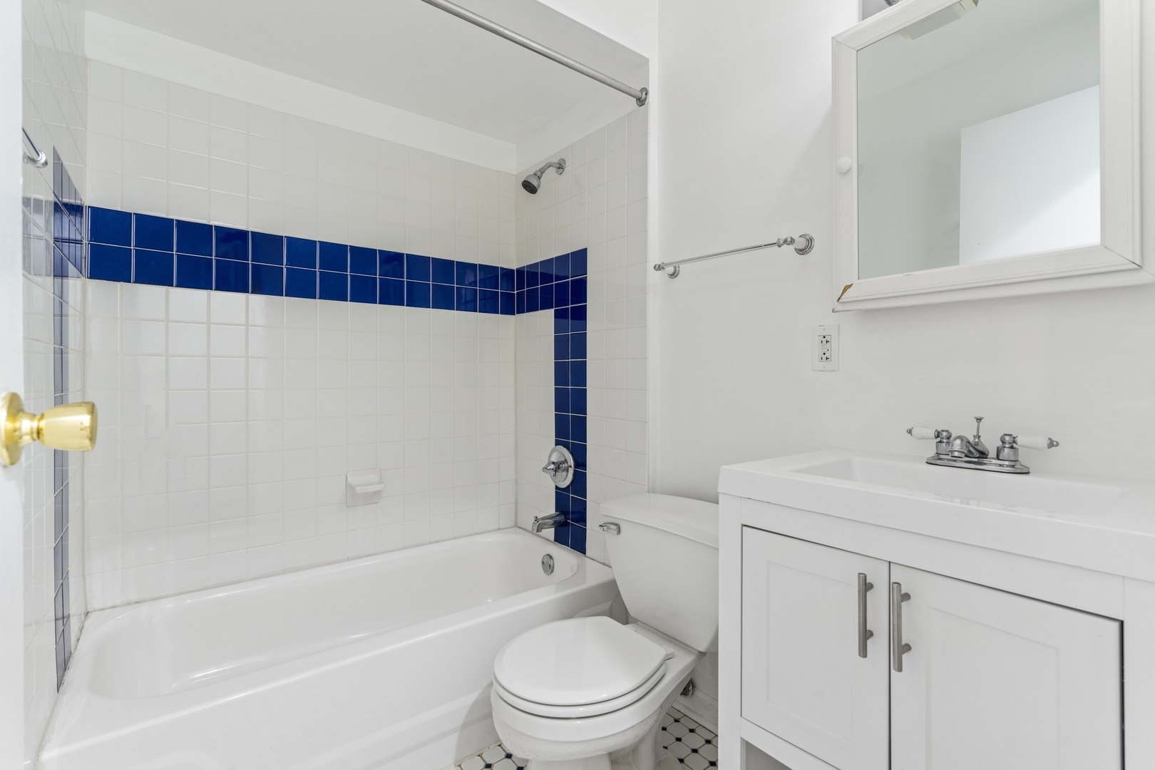 1443 W Wrightwood Avenue Unit: B