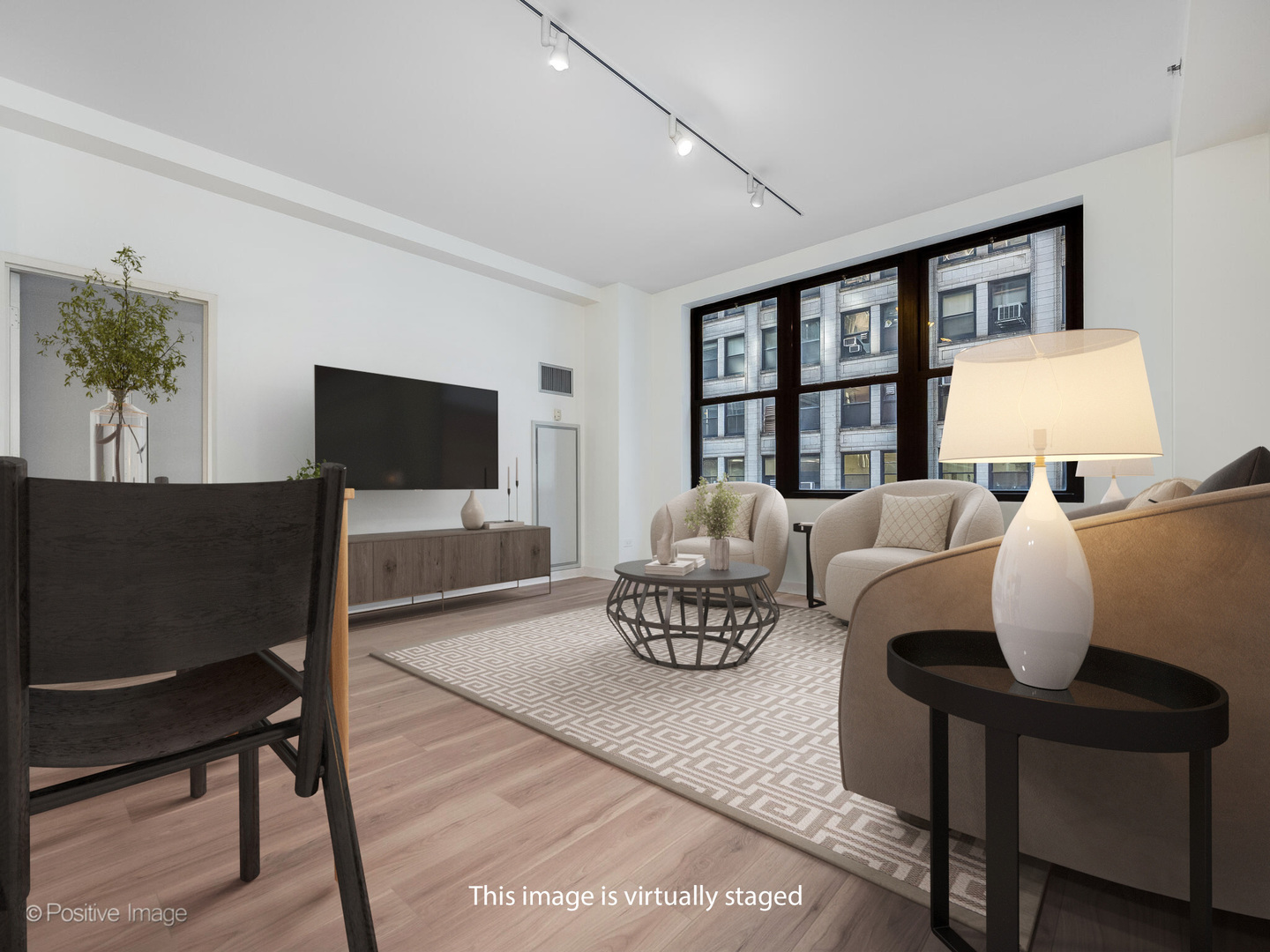 5 N Wabash Avenue Unit: 602