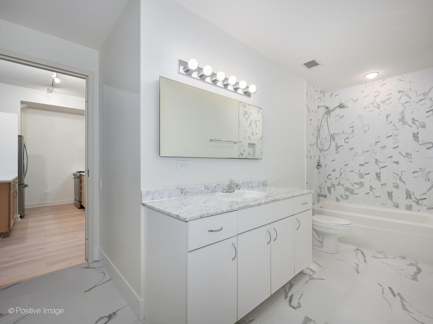 5 N Wabash Avenue Unit: 602
