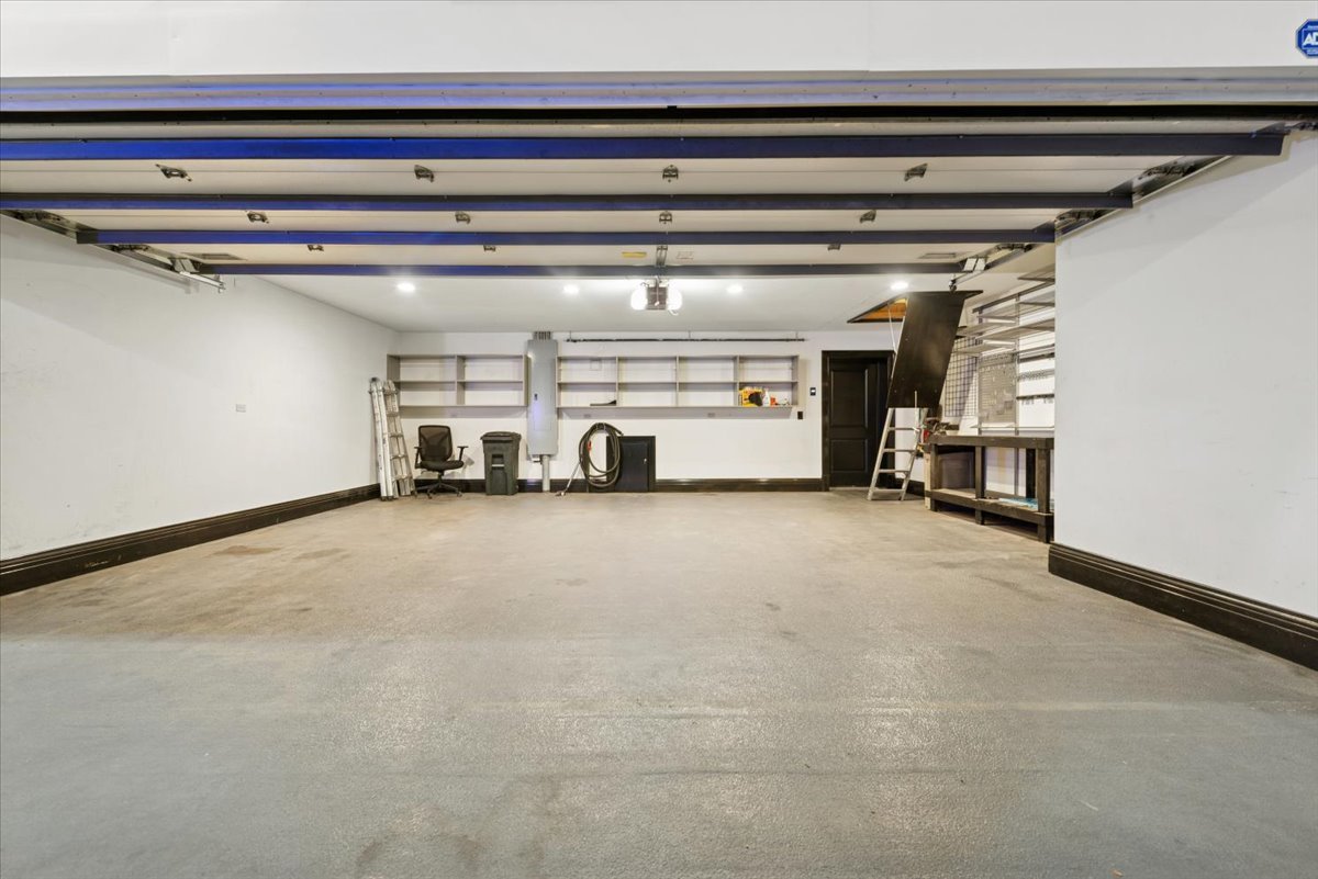 457 W Deming Place
