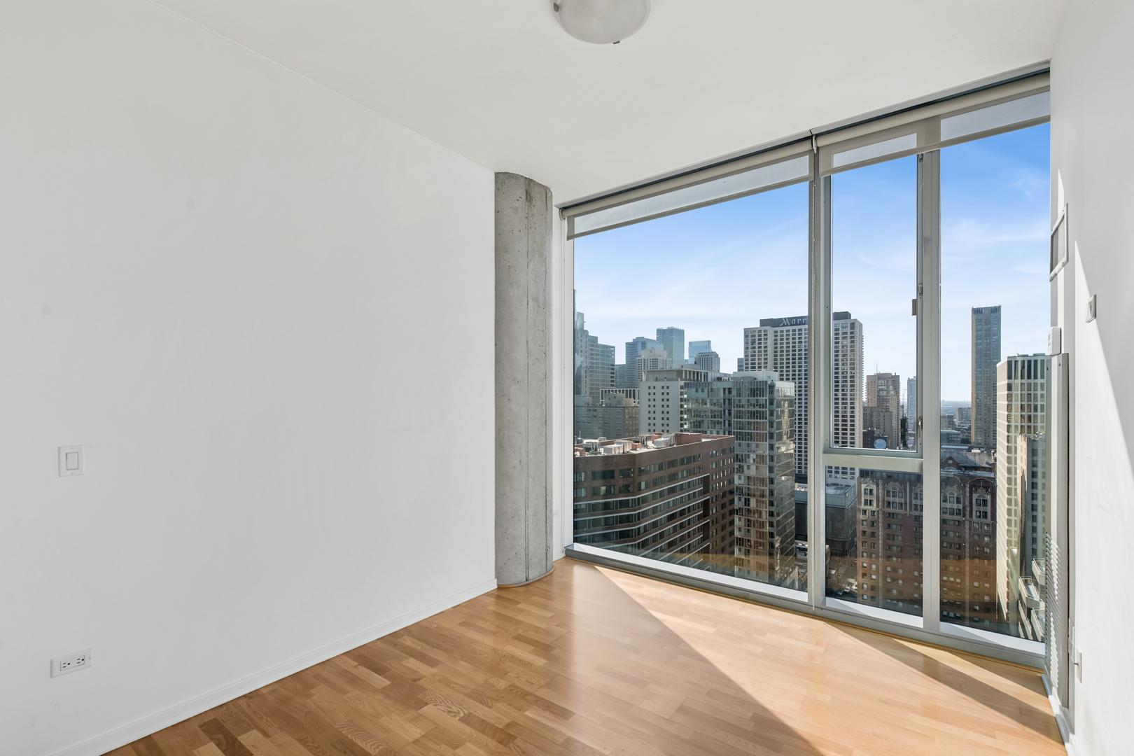 600 N Fairbanks Court Unit: 2805