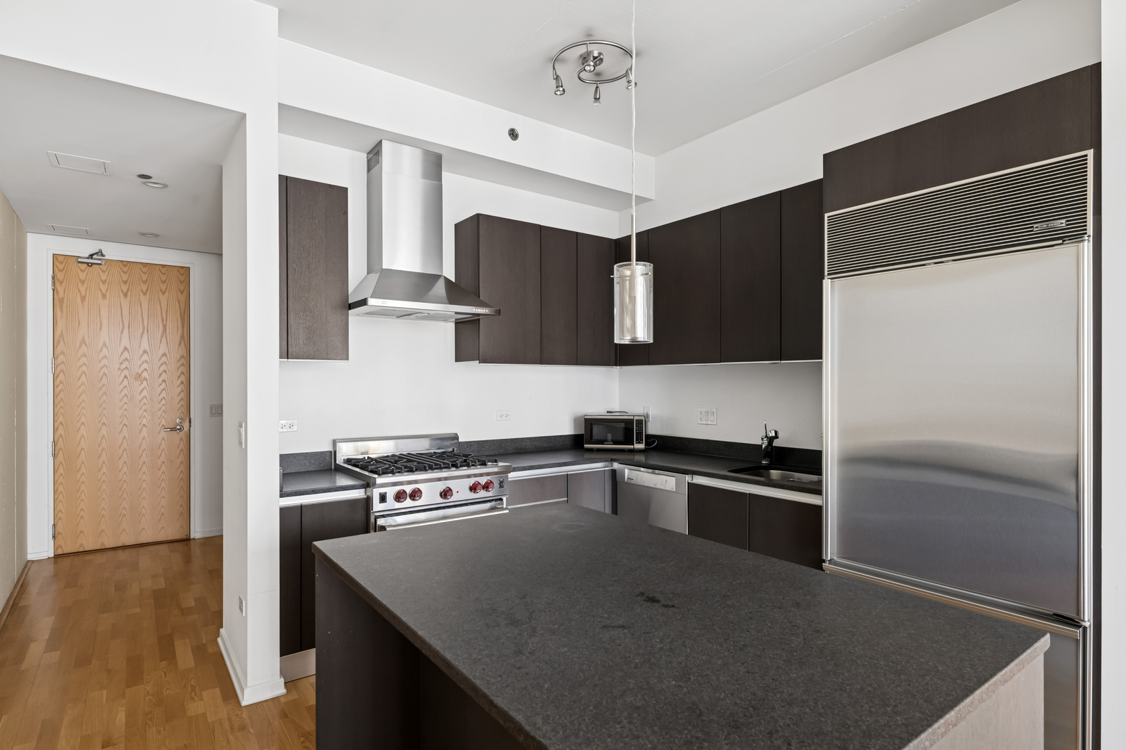 600 N Fairbanks Court Unit: 2805