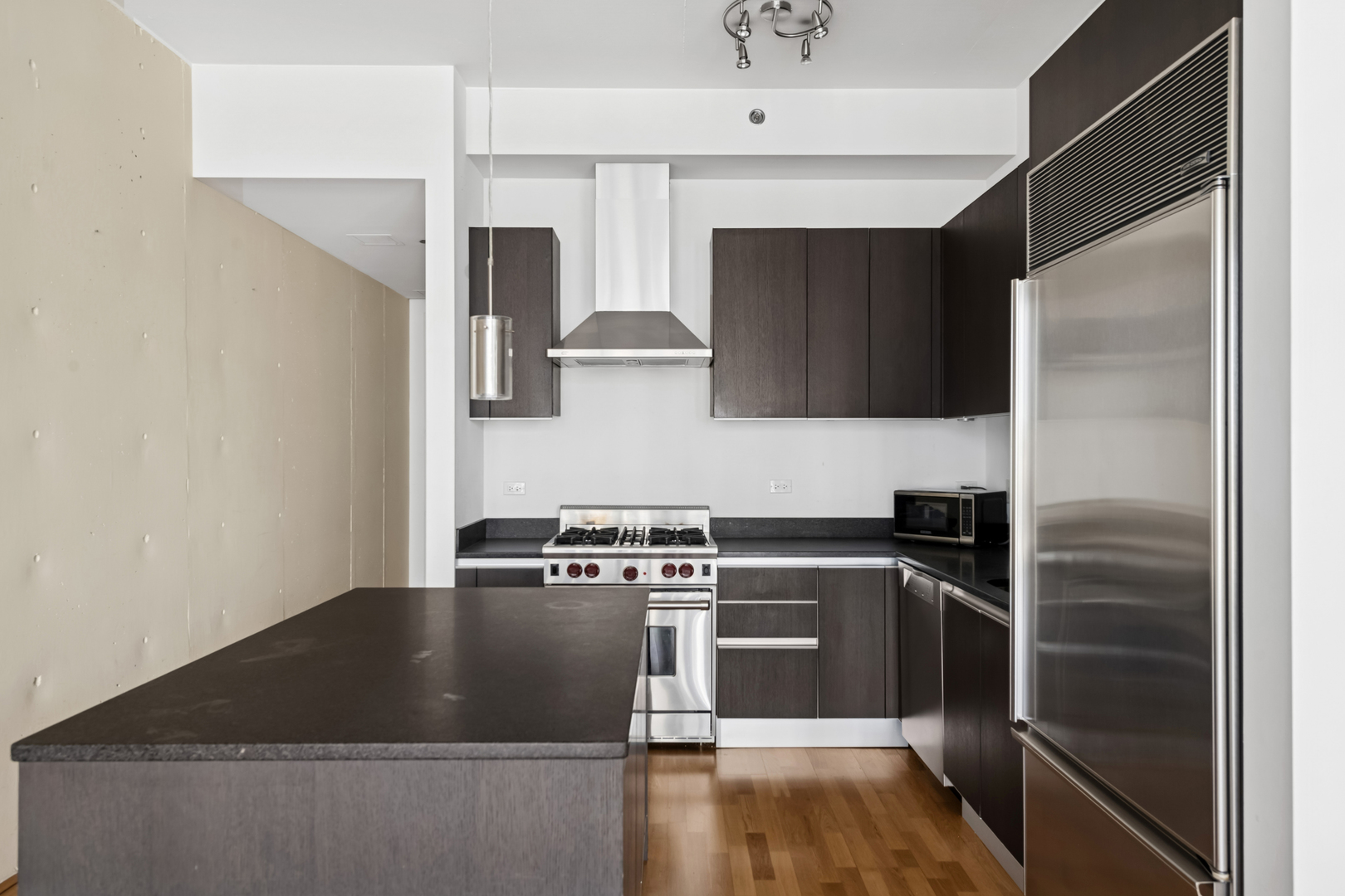600 N Fairbanks Court Unit: 2805