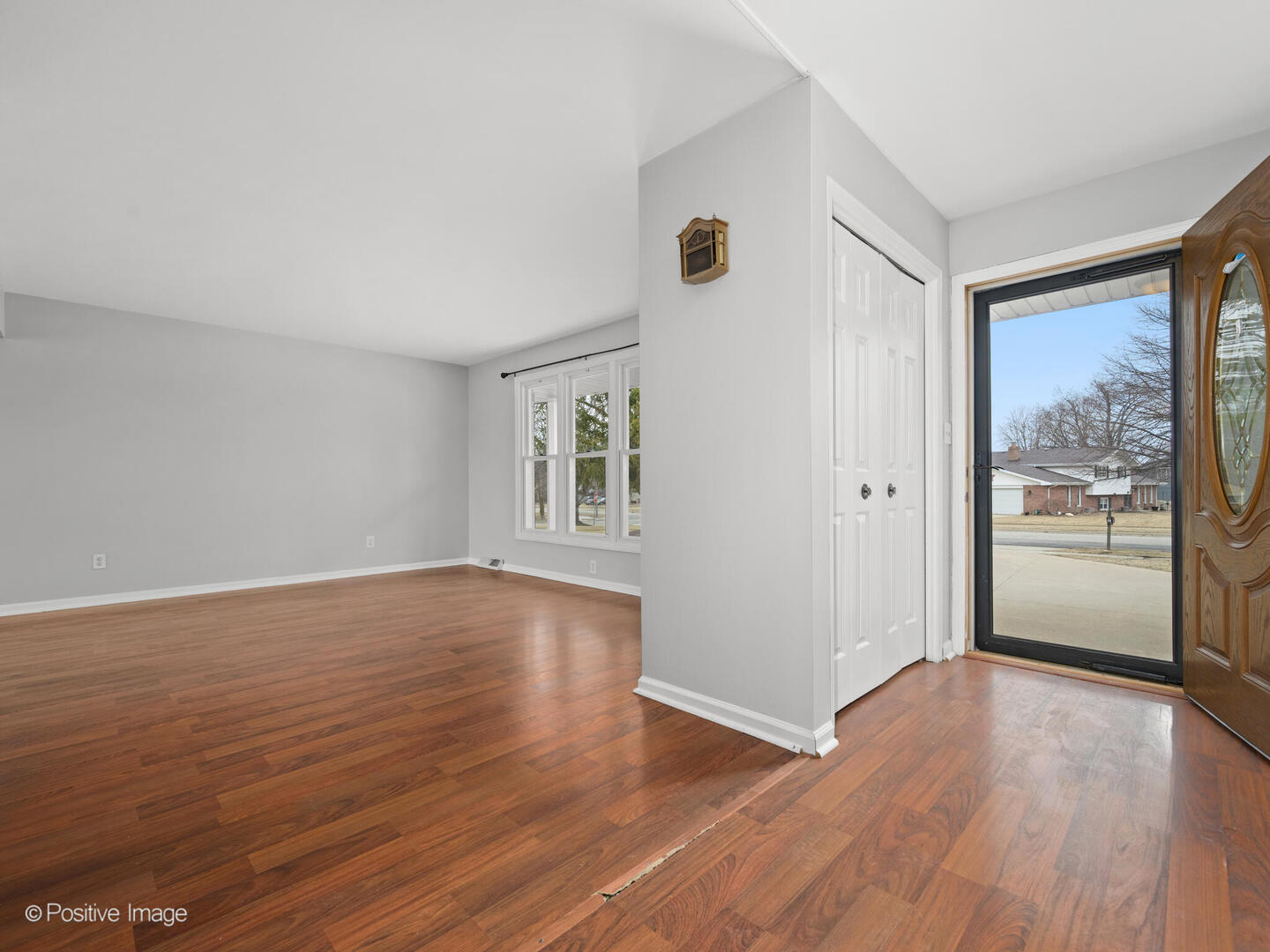 3208 Oakwood Drive