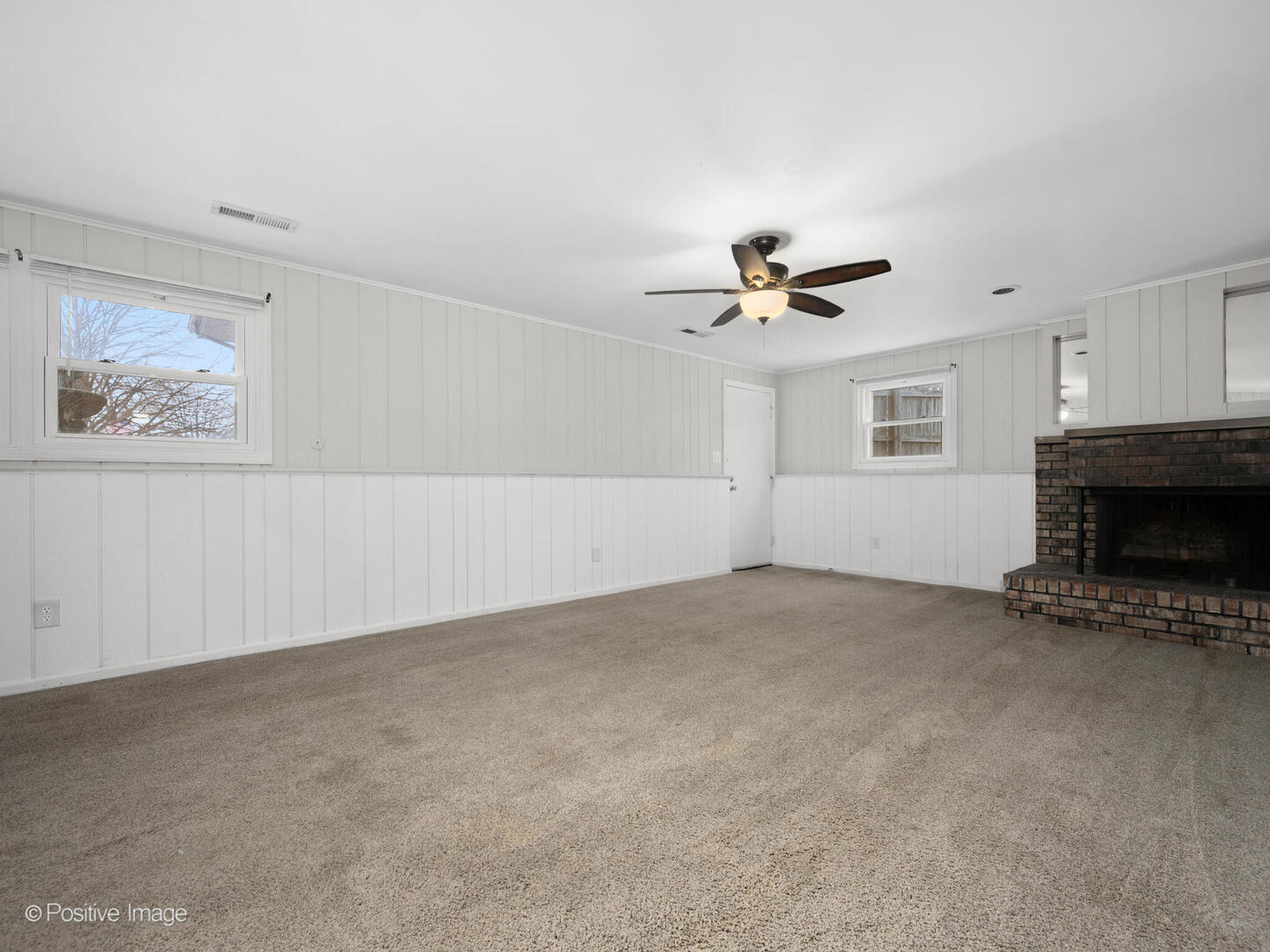 3208 Oakwood Drive