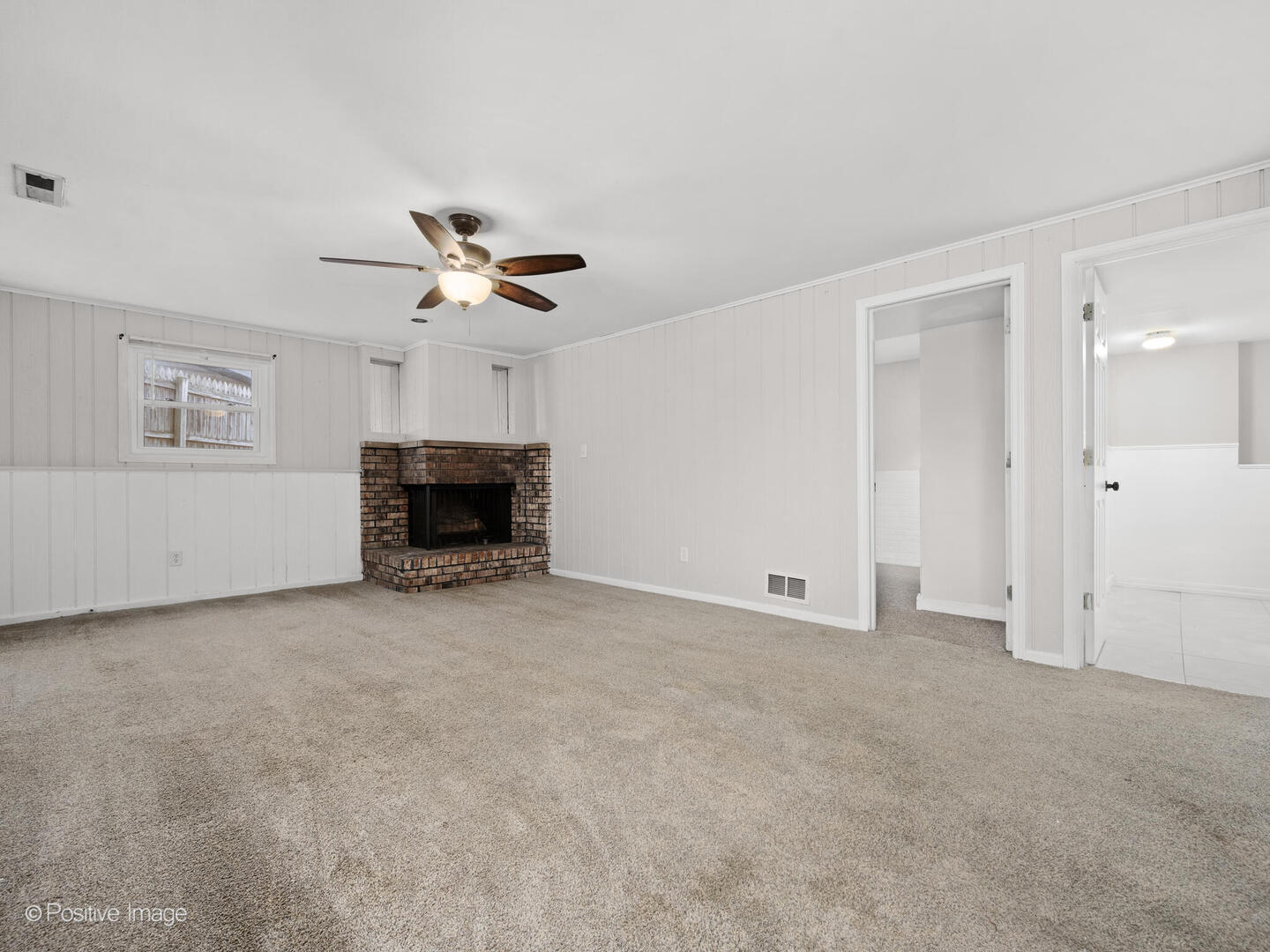 3208 Oakwood Drive