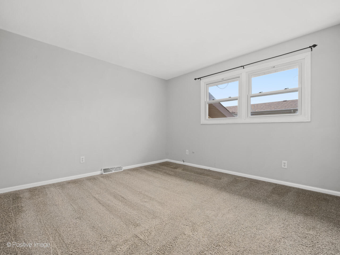 3208 Oakwood Drive