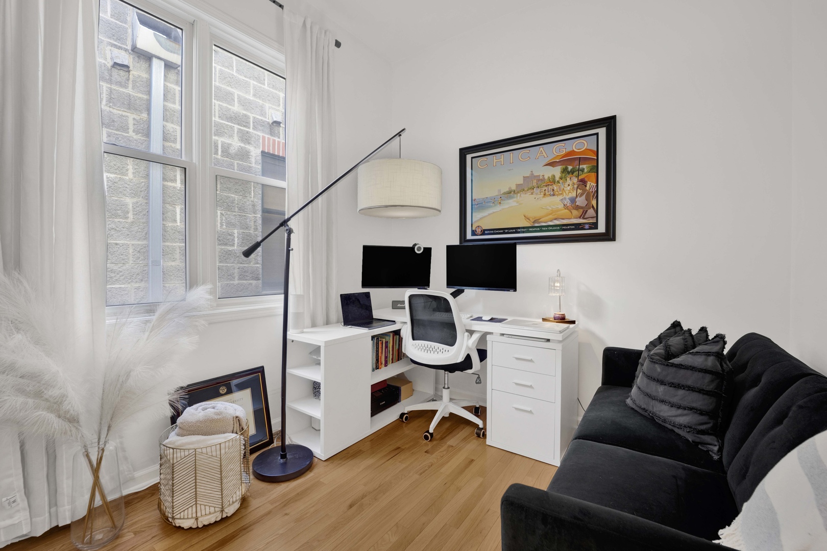 856 W Buckingham Place Unit: 3SW