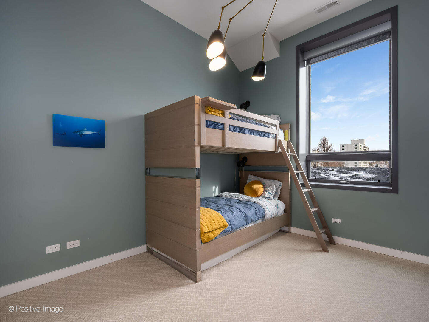 1849 N Hermitage Avenue Unit: 304