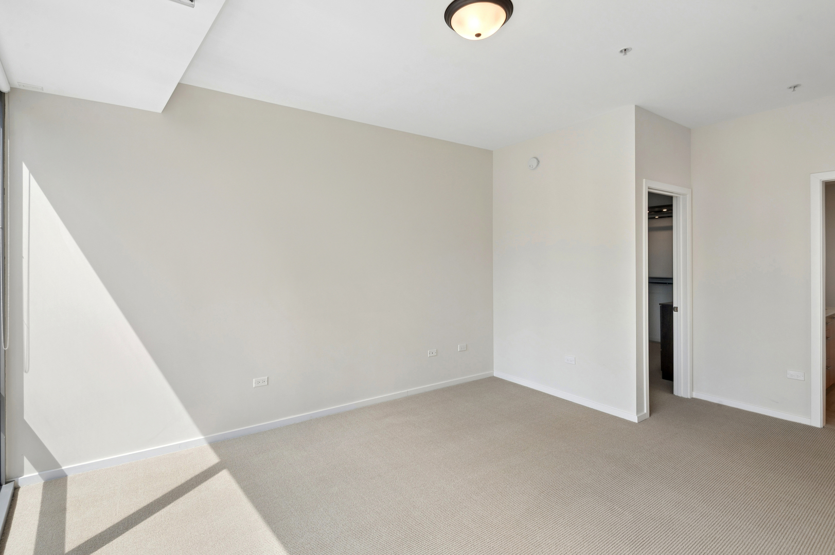 240 E Illinois Street Unit: 1511