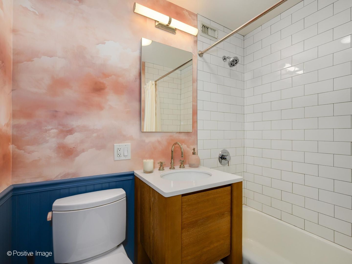 2930 N Sheridan Road Unit: 1107