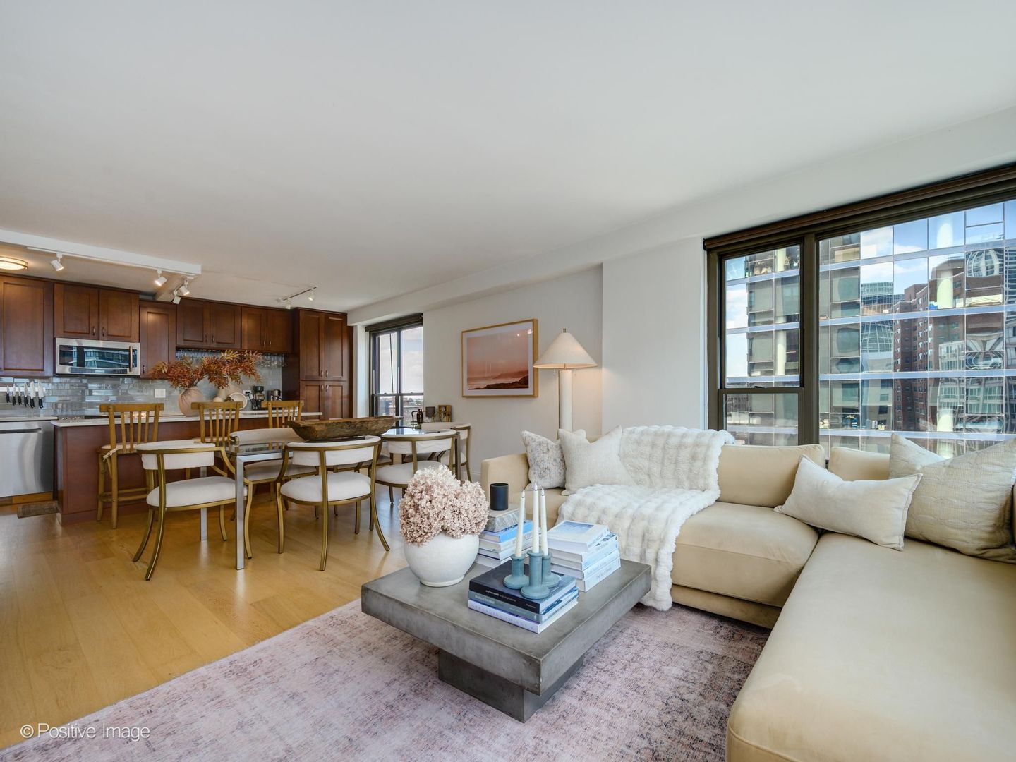 2930 N Sheridan Road Unit: 1107