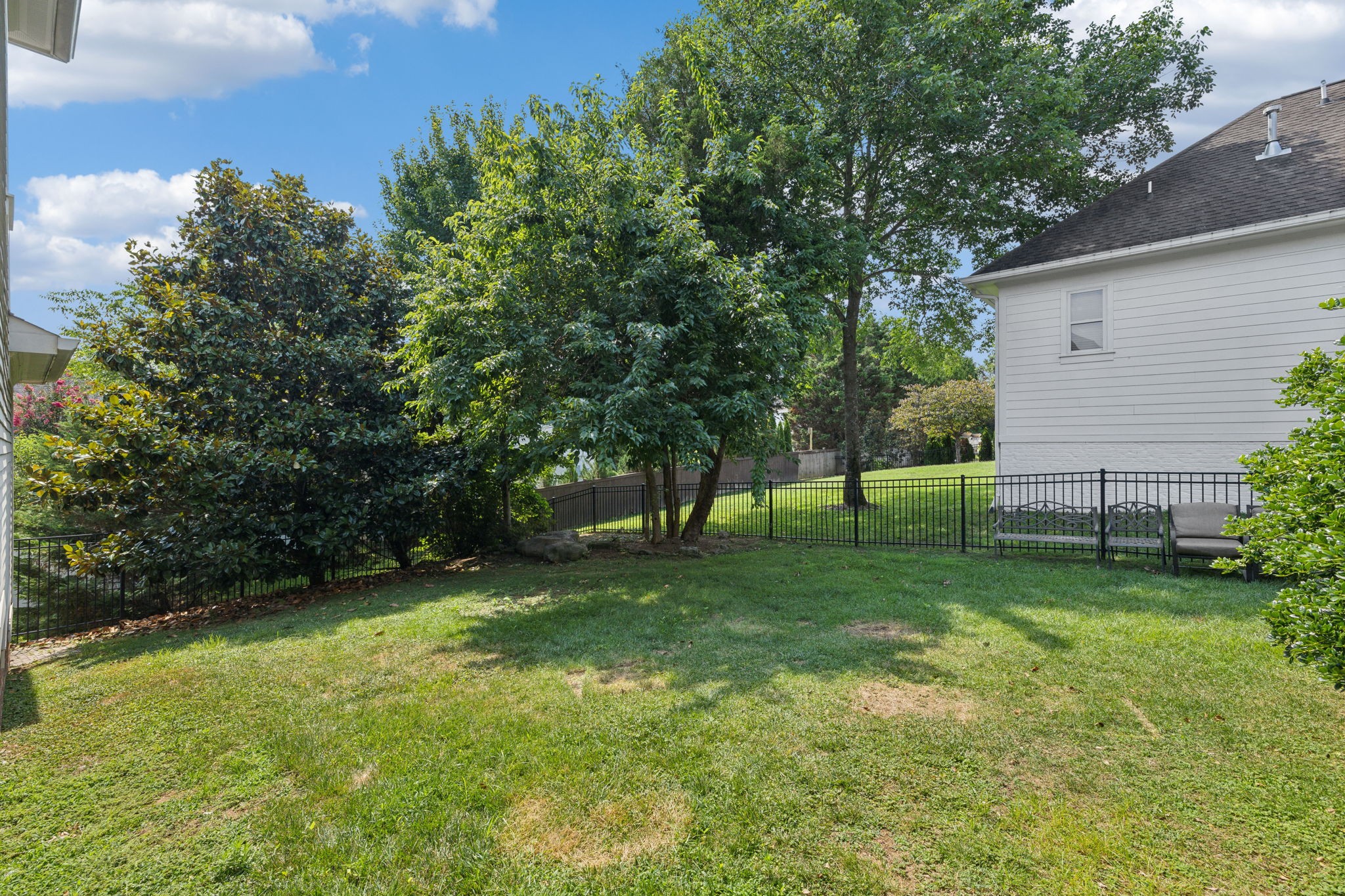 430 Wild Elm St