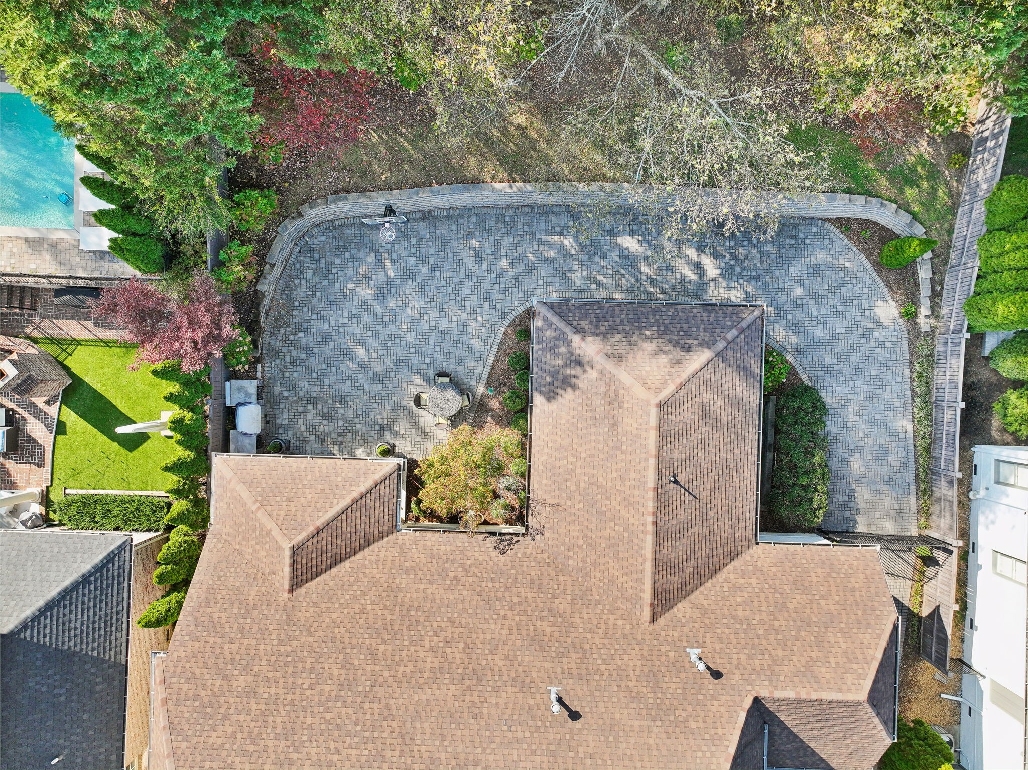 421 Wild Elm St