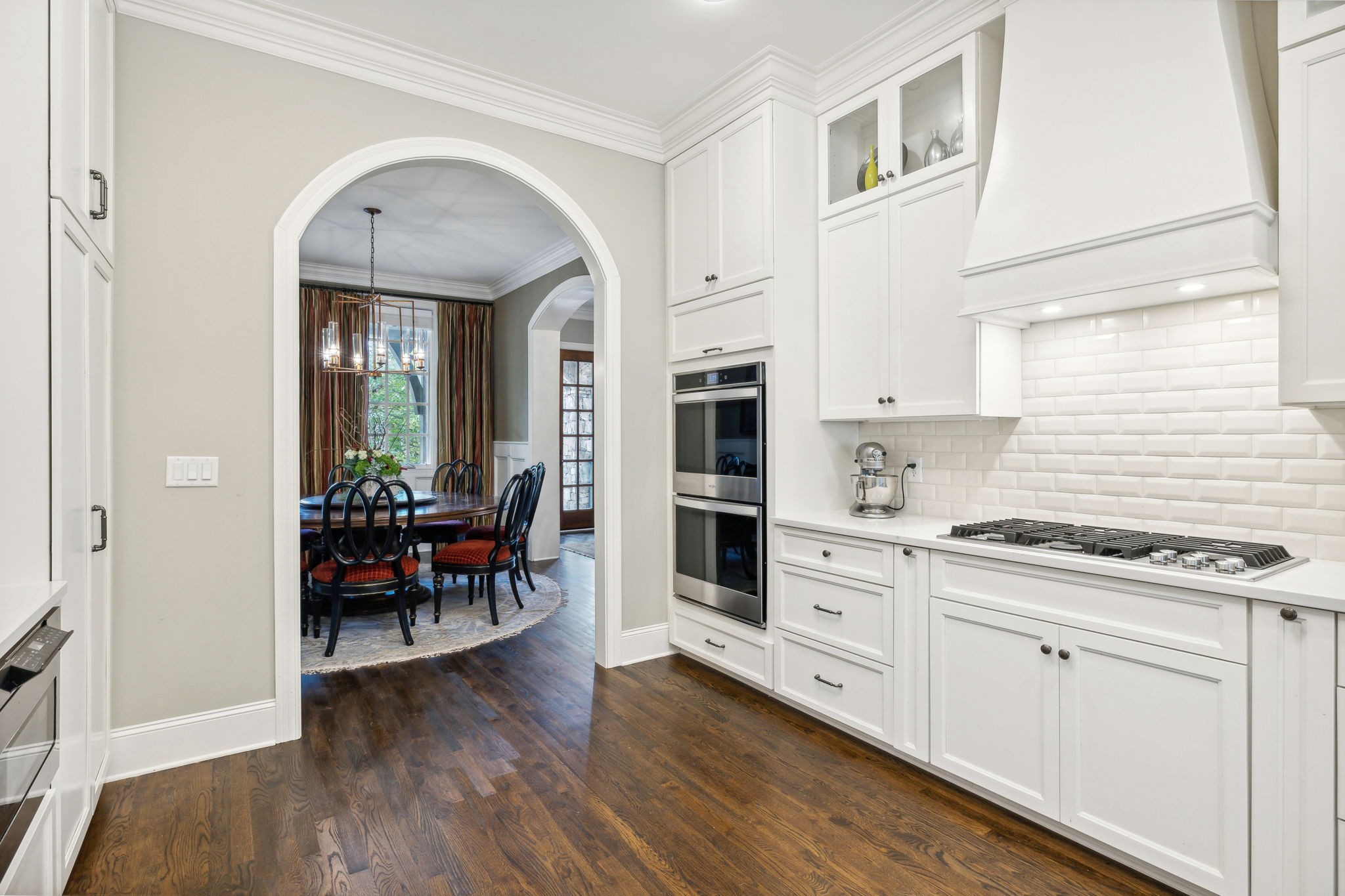 421 Wild Elm St