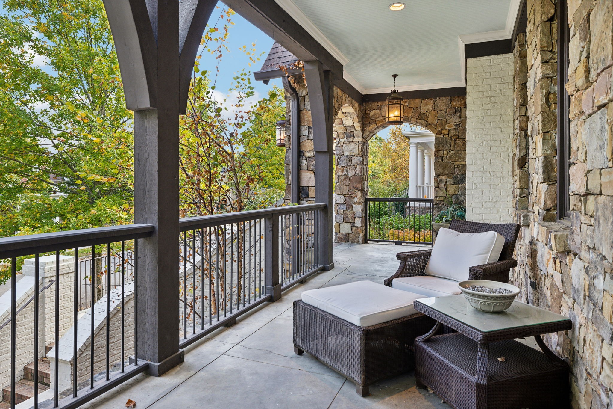 421 Wild Elm St