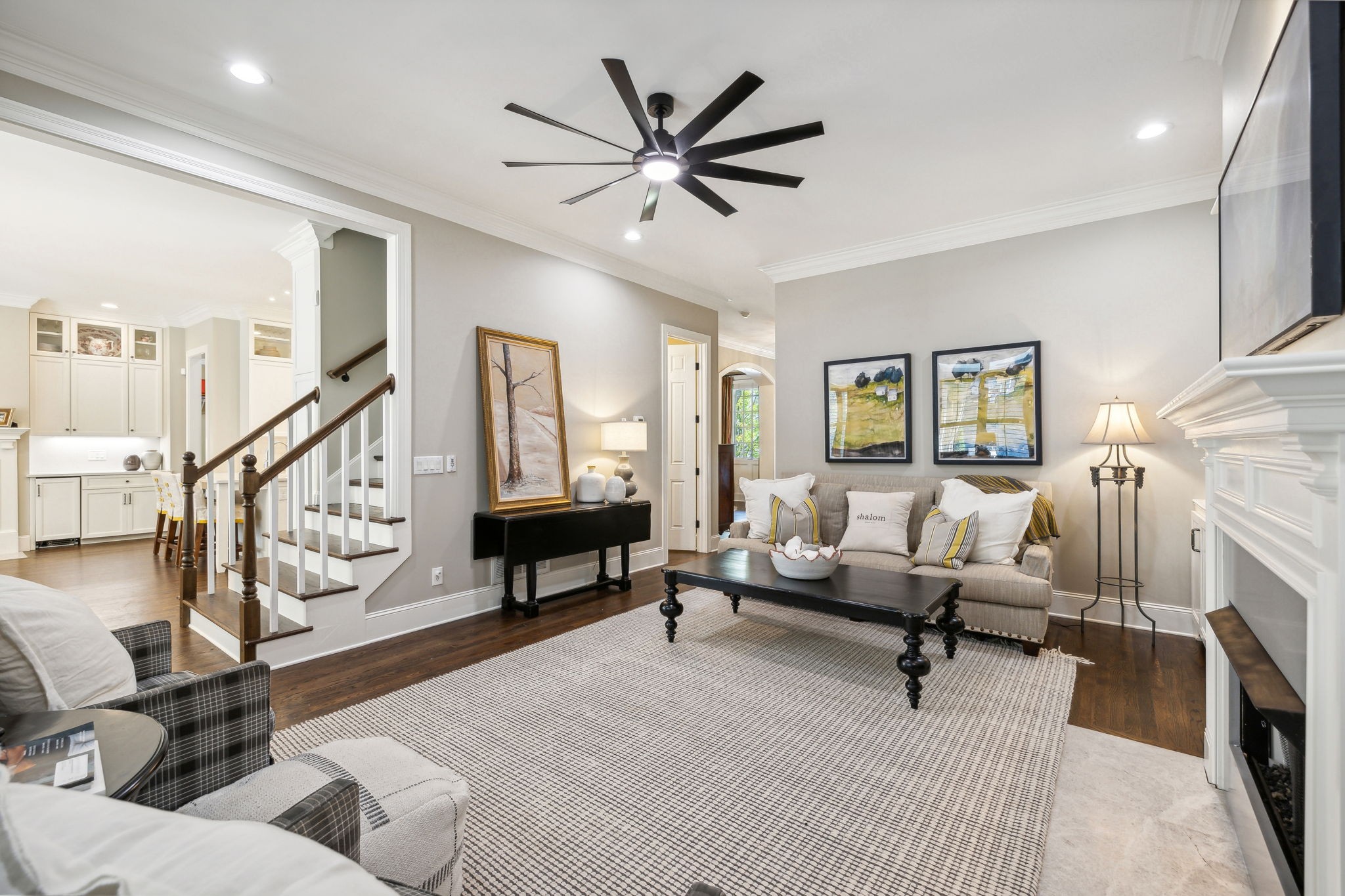 421 Wild Elm St