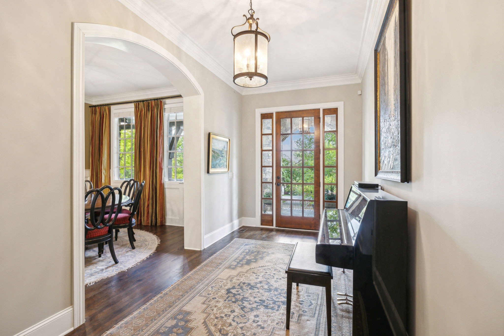 421 Wild Elm St