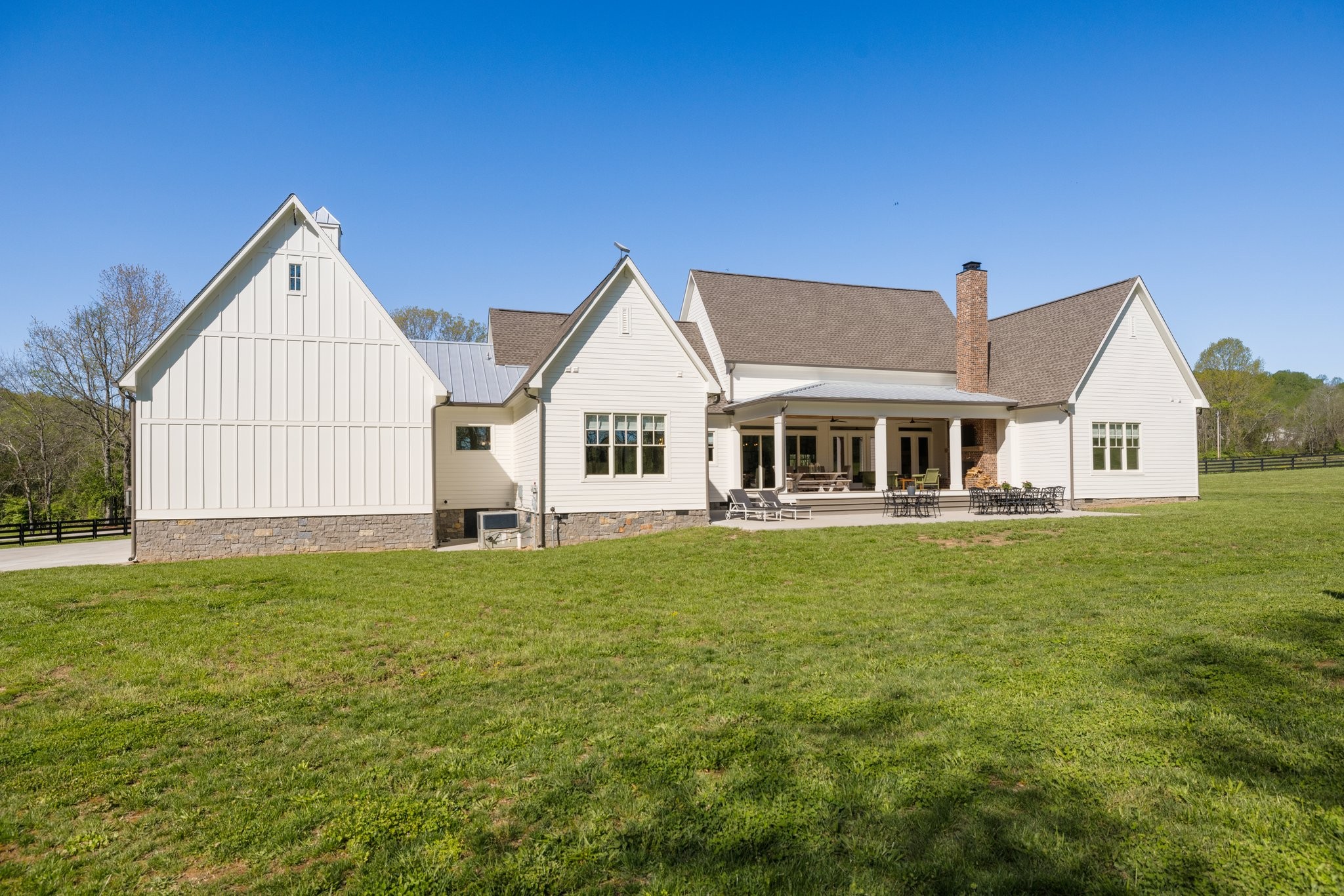 4000 Grace Creek Valley Ln