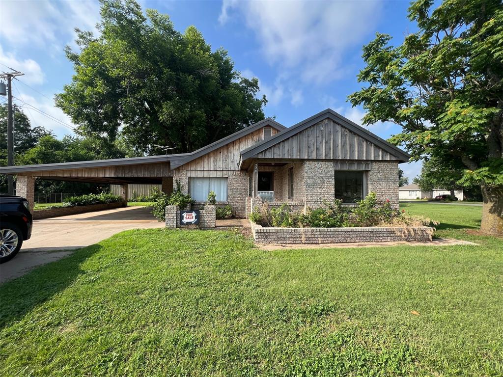 220 Highway 62