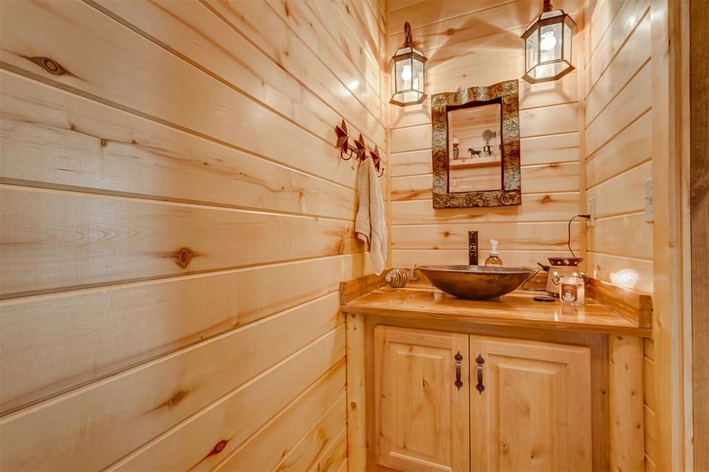 1422 County Street 2850