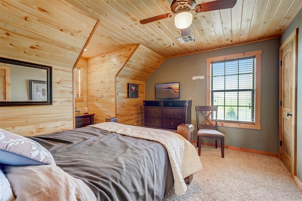 1422 County Street 2850