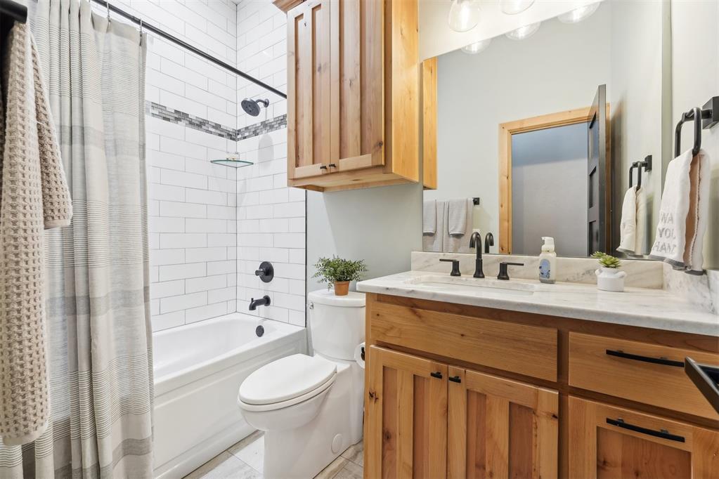 1230 County Street 2900