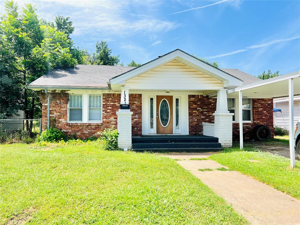 1321 W Arkansas Avenue
