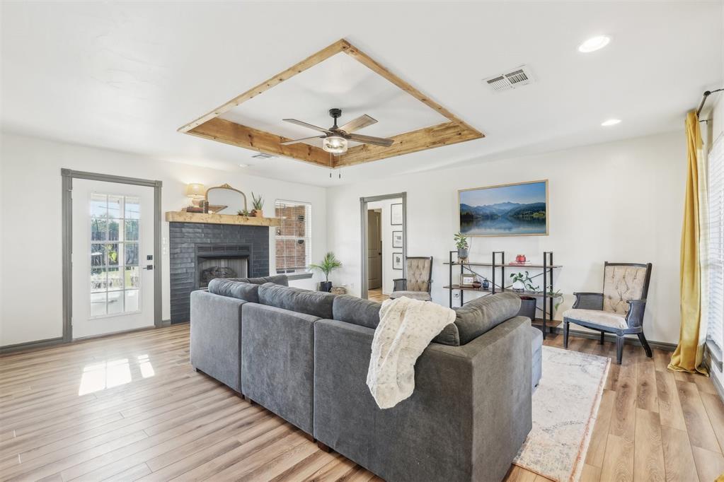 1510 Silver Oak