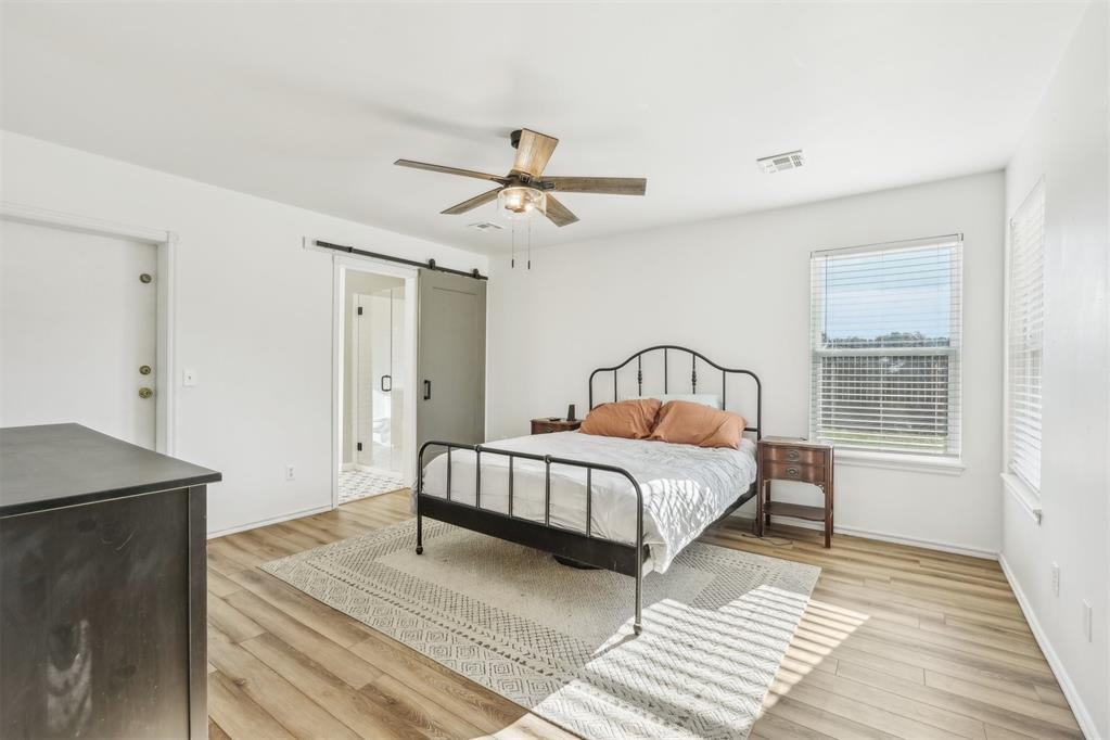 1510 Silver Oak