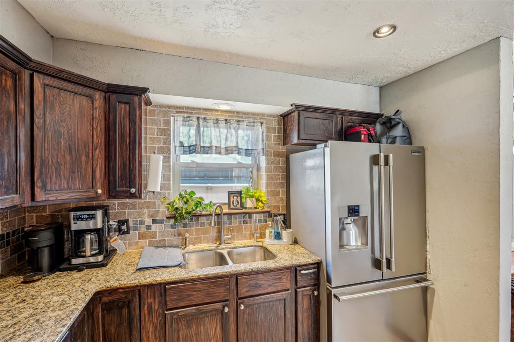 407 Casa Bello