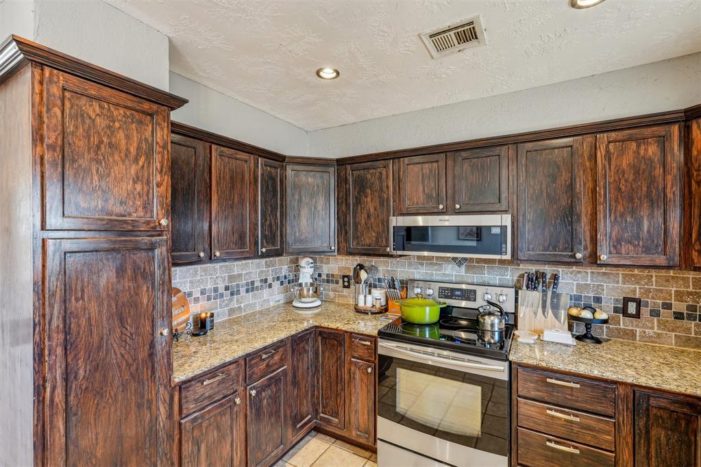407 Casa Bello