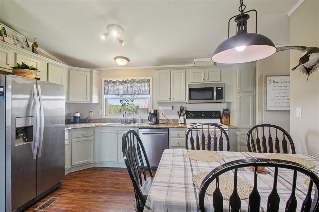 943 County Road 1280