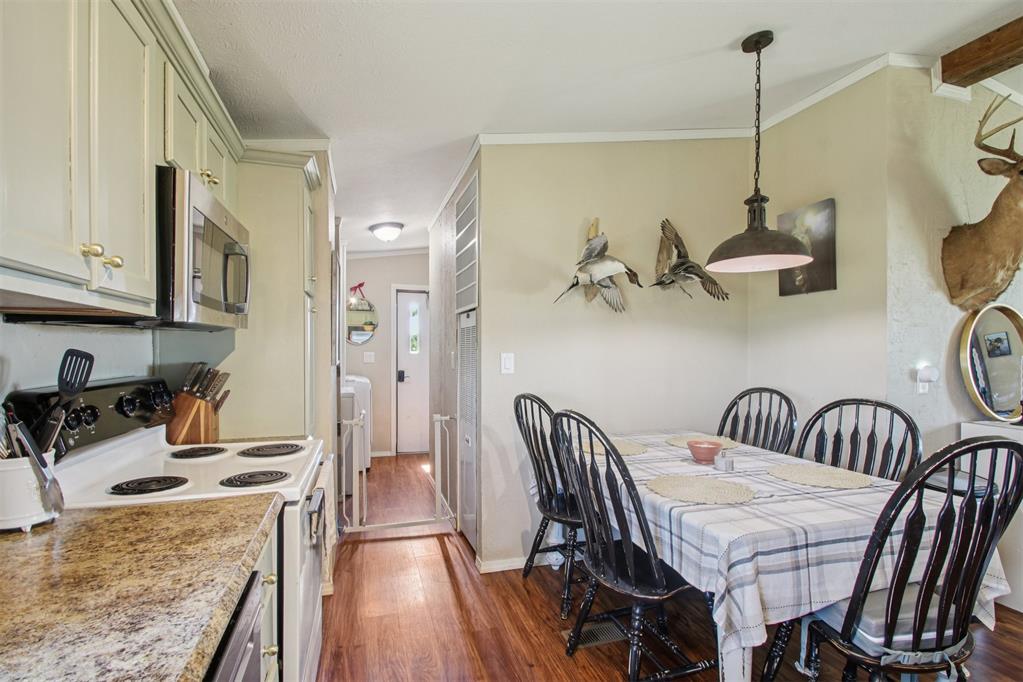 943 County Road 1280