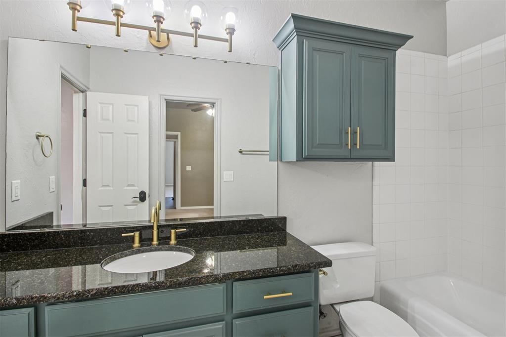 409 Heritage Green Road