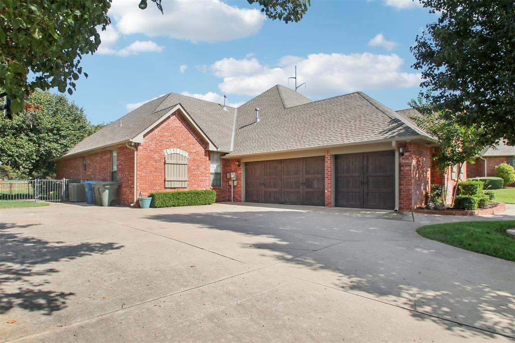 409 Heritage Green Road