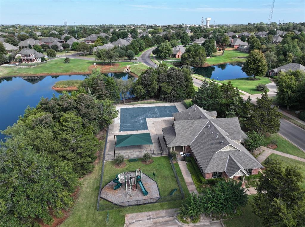 409 Heritage Green Road