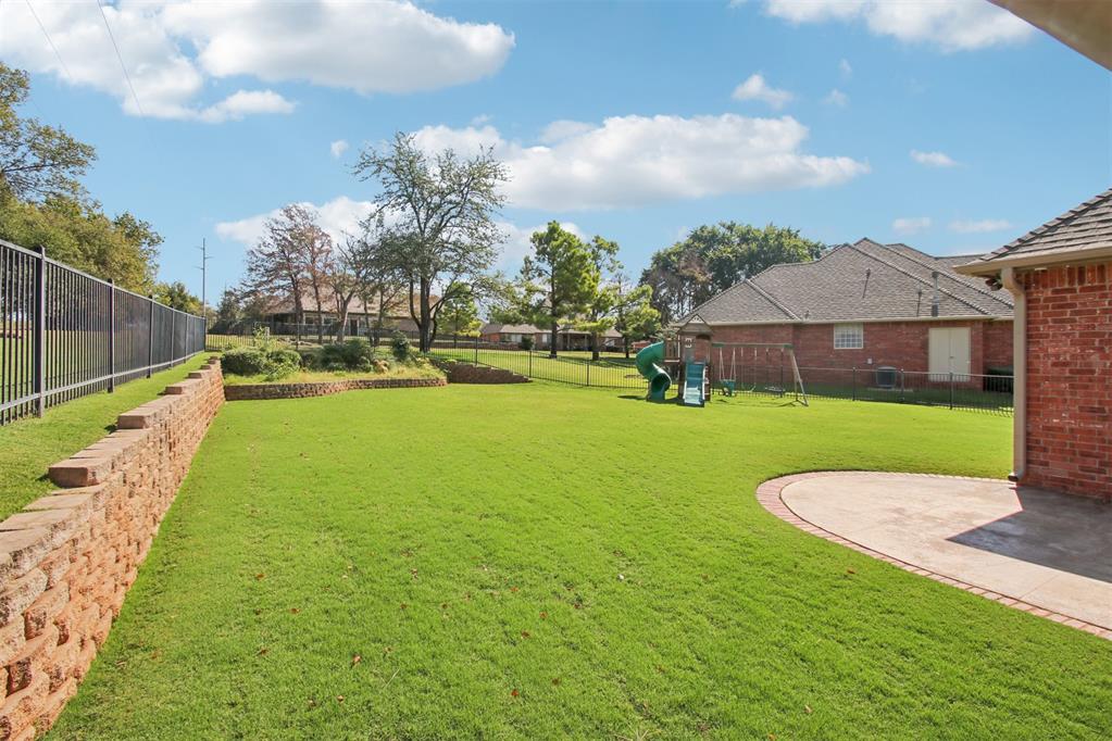 409 Heritage Green Road