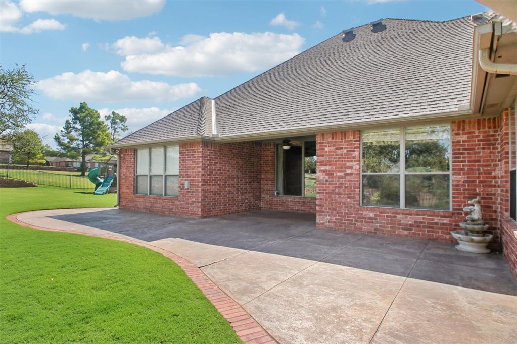 409 Heritage Green Road