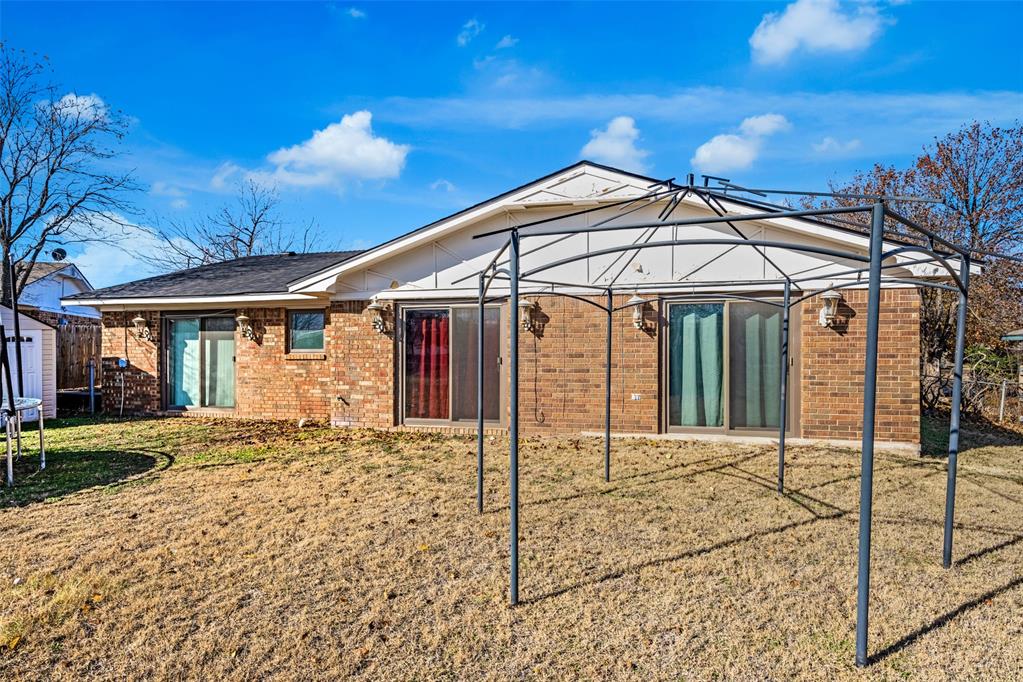 109 Sunny Lane