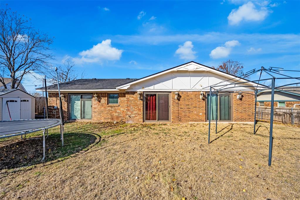 109 Sunny Lane