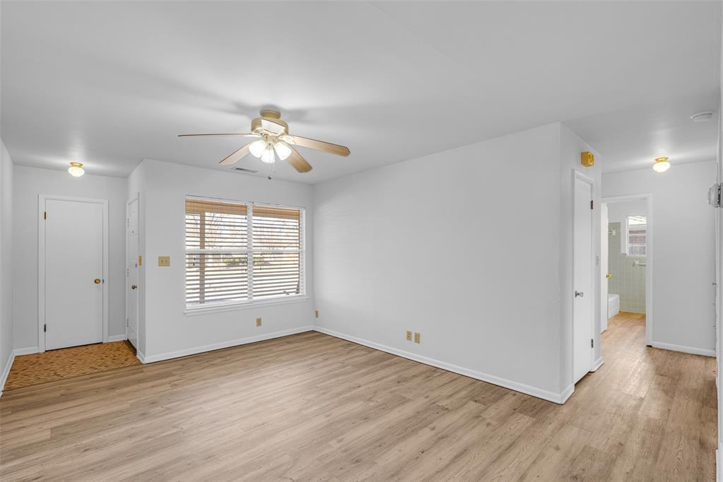211 Sunny Lane
