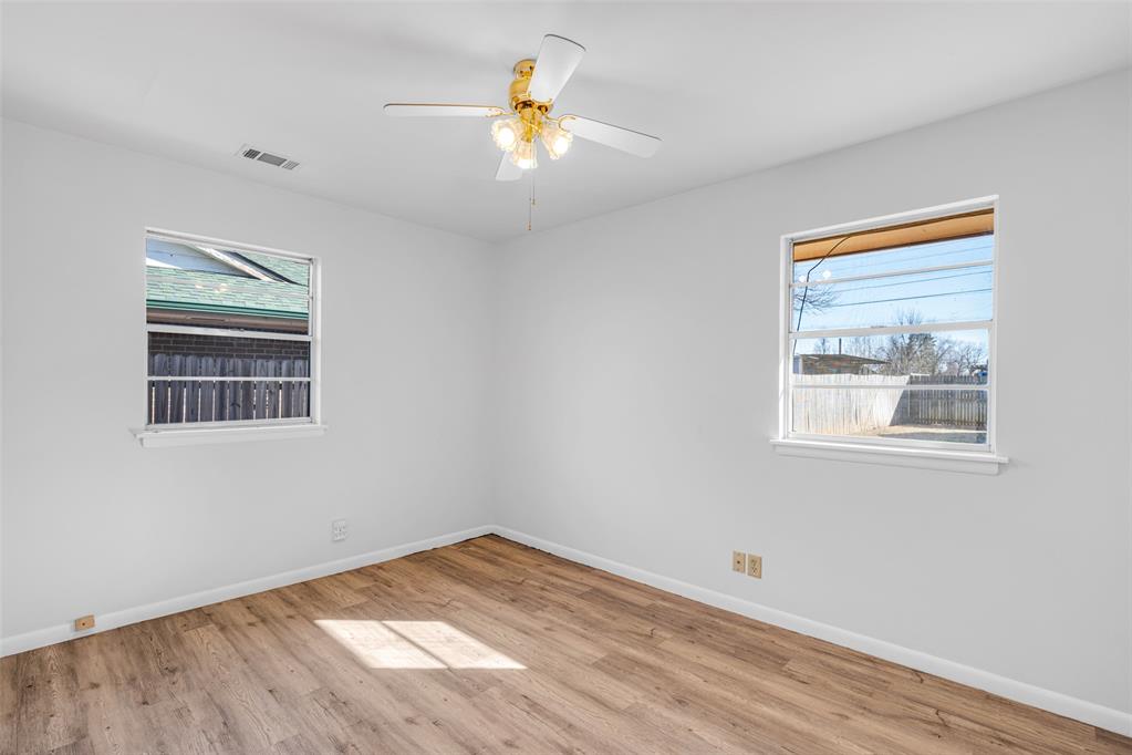211 Sunny Lane